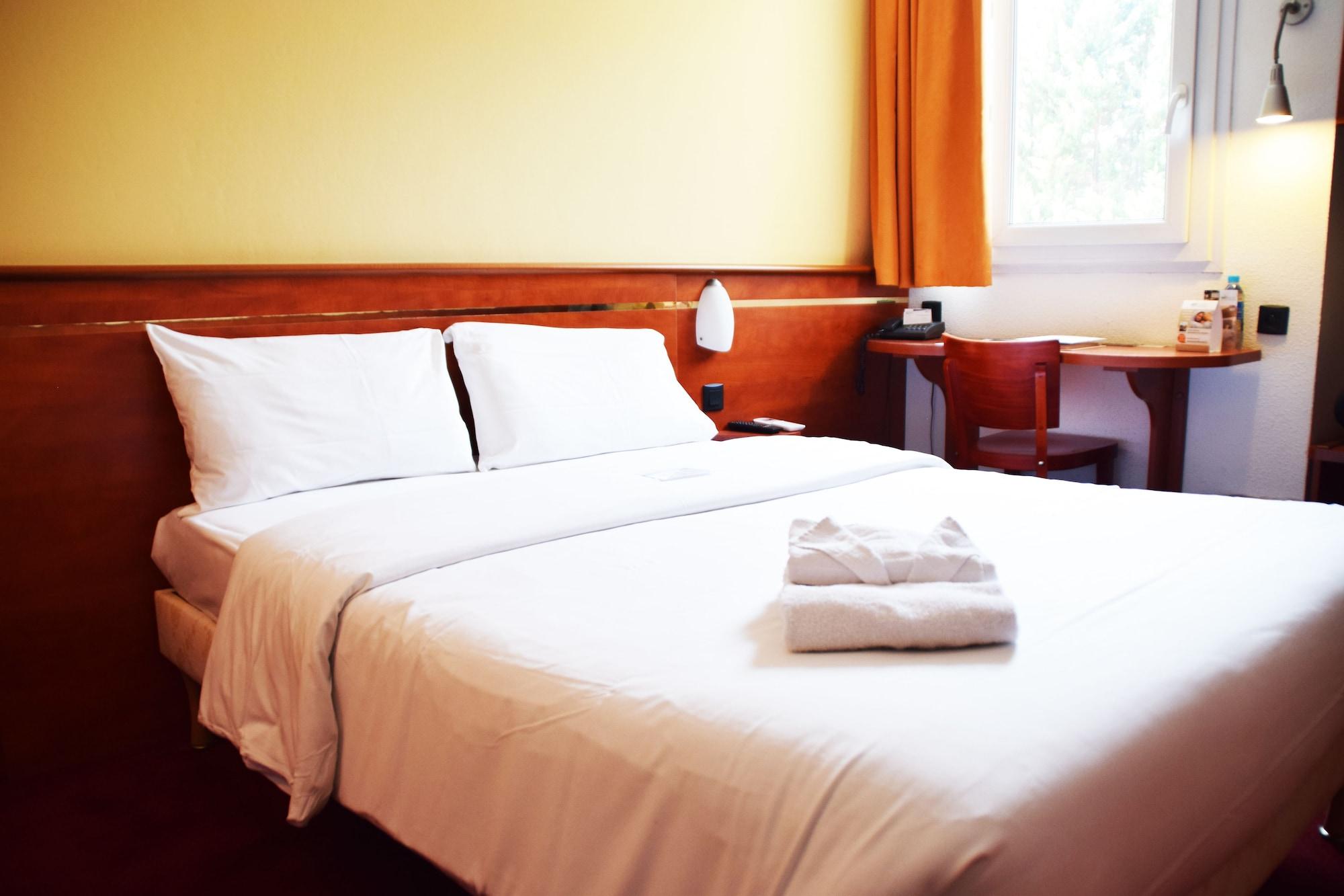 Brit Hotel Bordeaux Aeroport - Le Soretel Mérignac エクステリア 写真